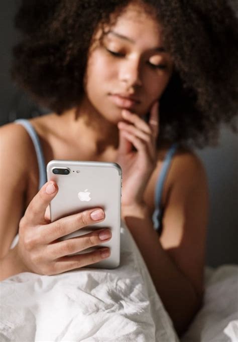 Cybersex can deteriorate real-life relationships, leading to dissatisfaction with current partners and encouraging offline affairs that lead to breakups or a loss of in-person intimacy. . Facetime sex free